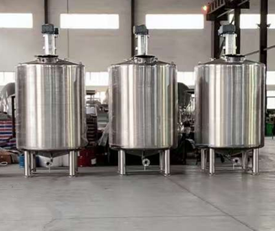 5000L ステンレス鋼混合タンクはロシアに輸出され、塗料に使用されます